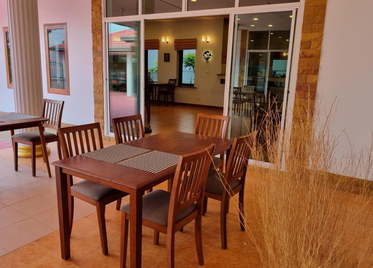 Meyers Hua Hin Hotel Eksteriør billede