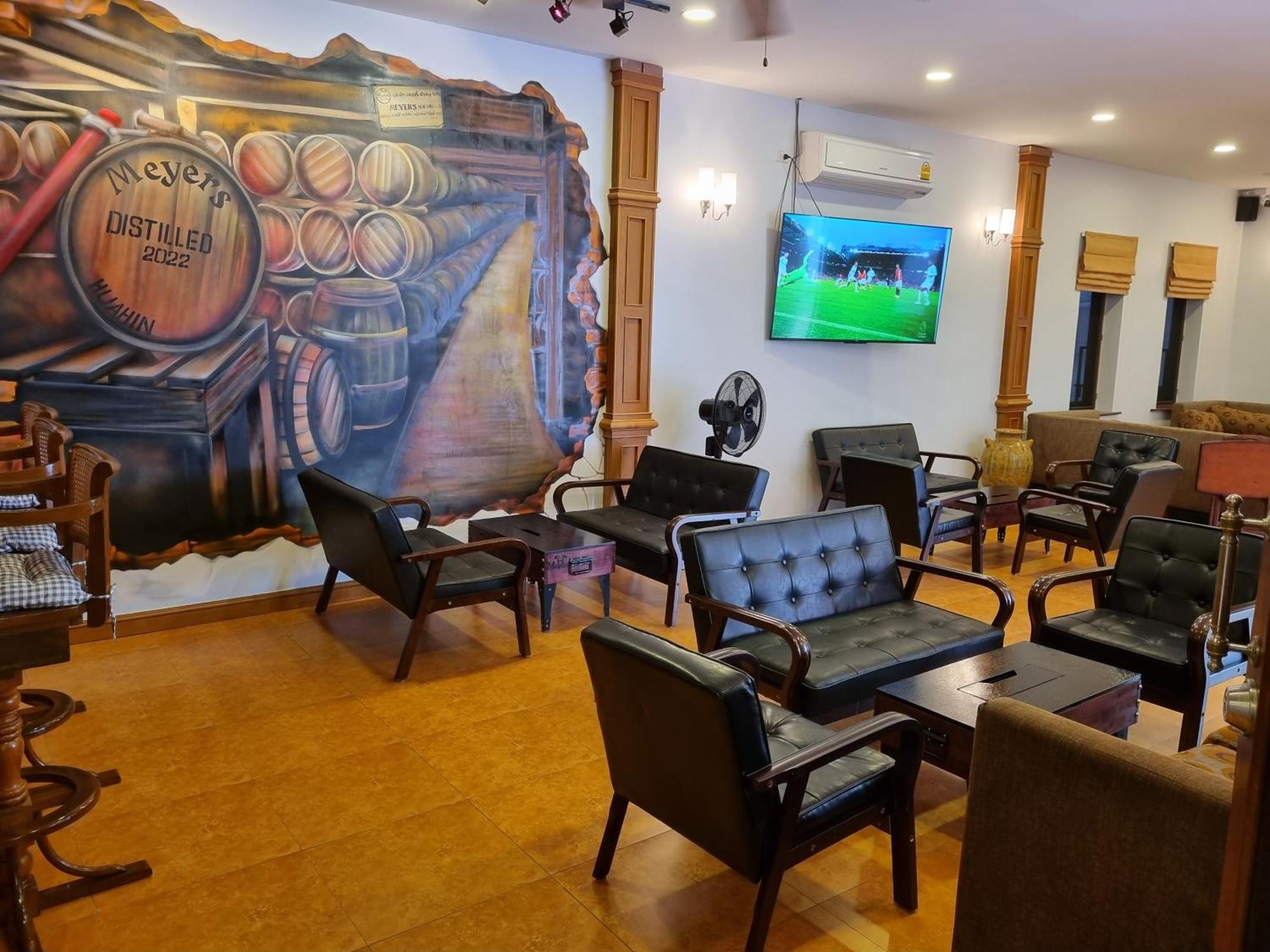 Meyers Hua Hin Hotel Eksteriør billede