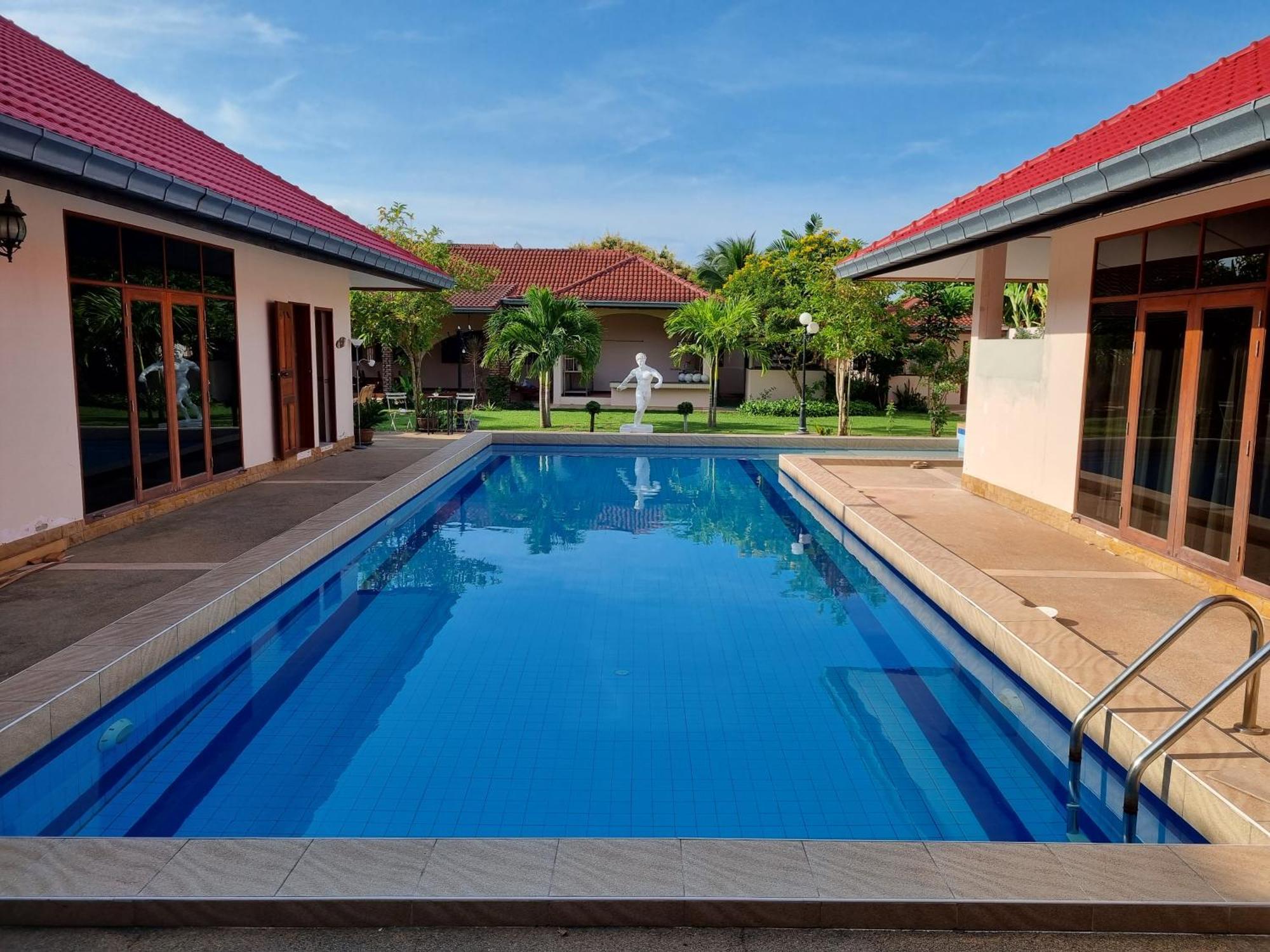 Meyers Hua Hin Hotel Eksteriør billede